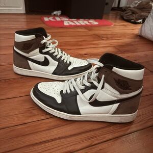 Nike Black and White Sneakers